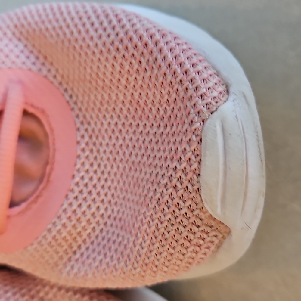 Nike Pink Shoes - Picture 3 of 13